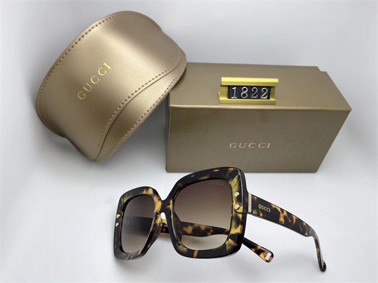 Gucci Sunglass A 055
